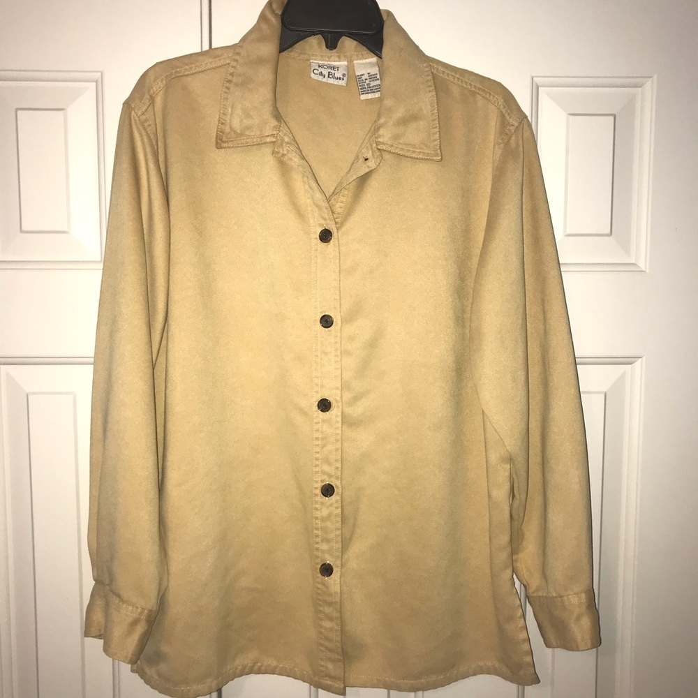 EUC Koret City Blues Button Down Shirt Size 10.
